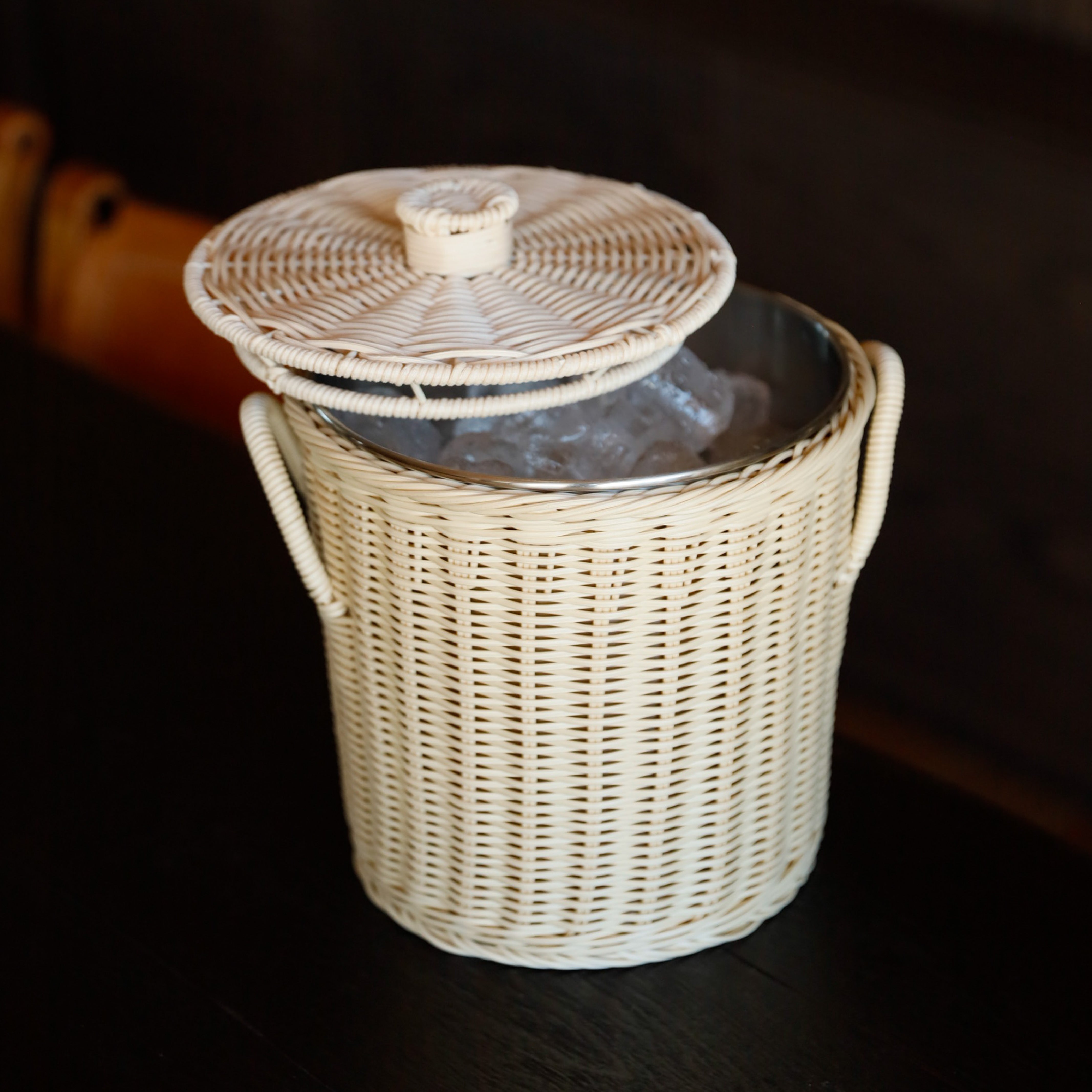 Hielera con TAPA Milk