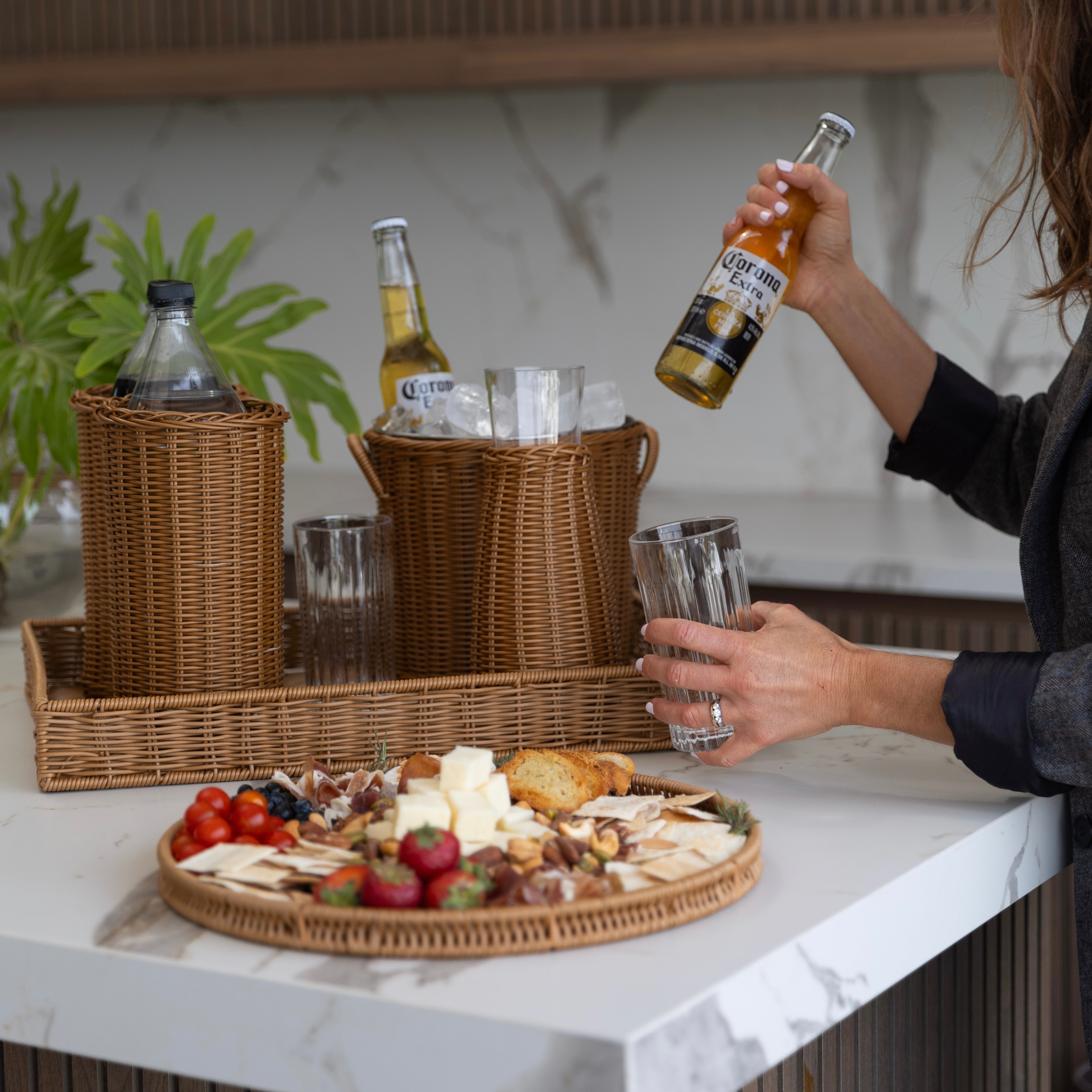 Set Aperitivo + Cubre vino DE REGALO + Panera Petit DE REGALO + ENVIO GRATIS